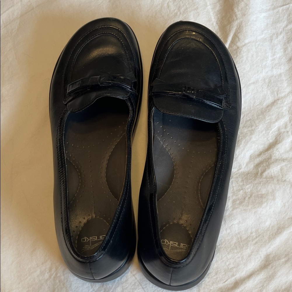 Dansko Women's Black Loafers Size 40/9 US